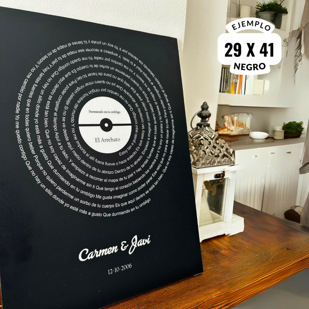 Vinilo Personalizado Negro en Madera – Regalo para Parejas con Vuestra Canción Especial