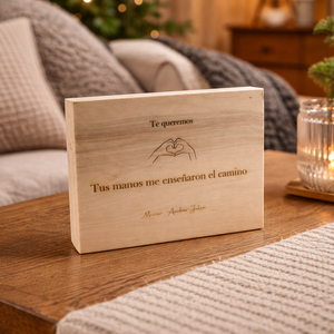 Foto Impresa en taco de madera y Texto grabado láser