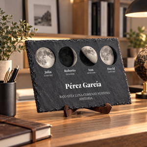 Pizarra natural personalizado con las fases de la luna, detalle del acabado